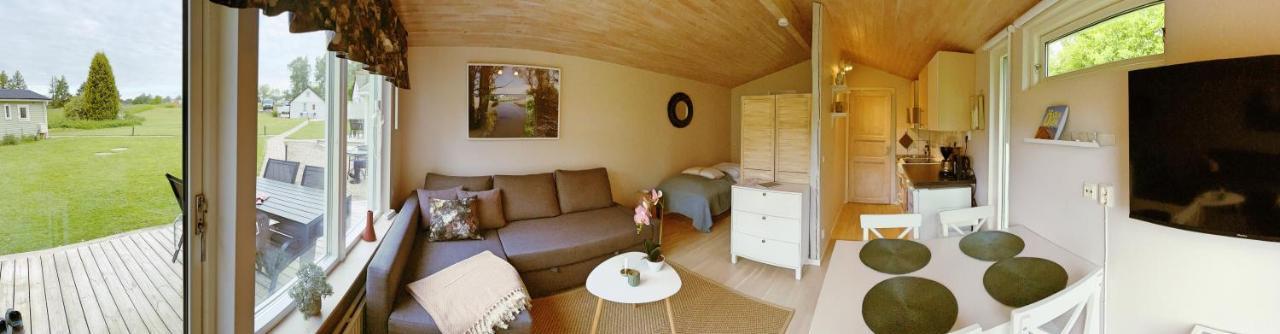 Lilla Paradiset Tomelilla Ngoại thất bức ảnh